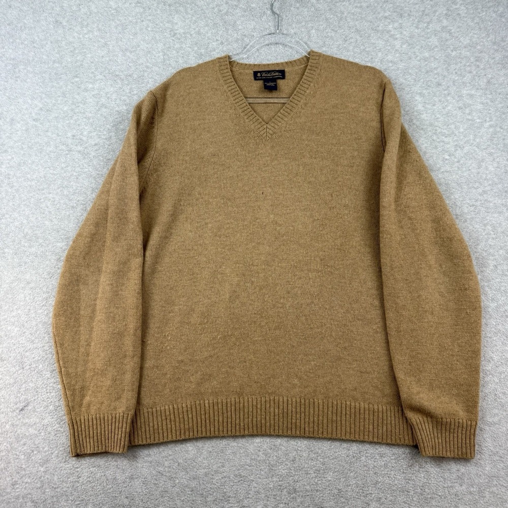 VTG BROOKS BROTHERS‎ CAMEL V-NECK EXTRA FINE 100% ITALIAN LAMBSWOOL HONG KONG L